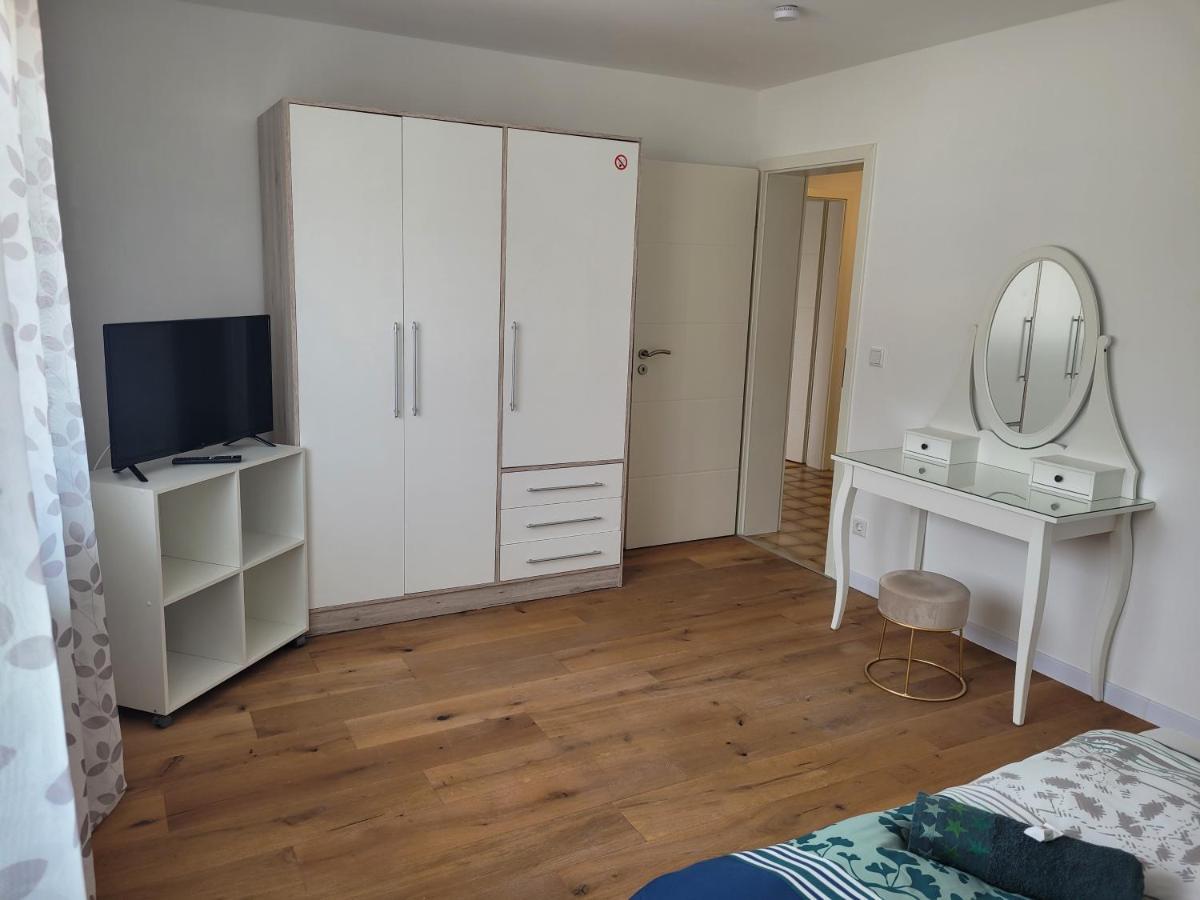Ferienwohnung Anna Oftersheim Schwetzingen Hockenheim 3 Zimmer Mit Balkon Buitenkant foto